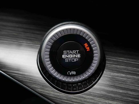 Used 2024 Jeep Wagoneer Series III image 32