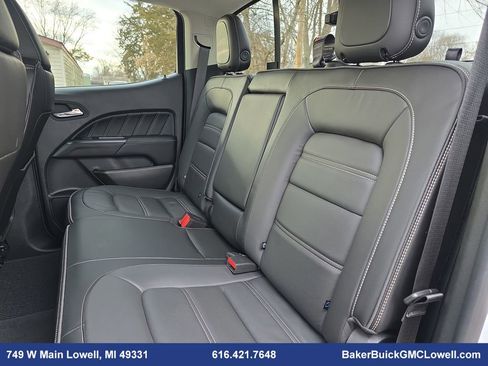 Used 2022 GMC Canyon Denali image 13