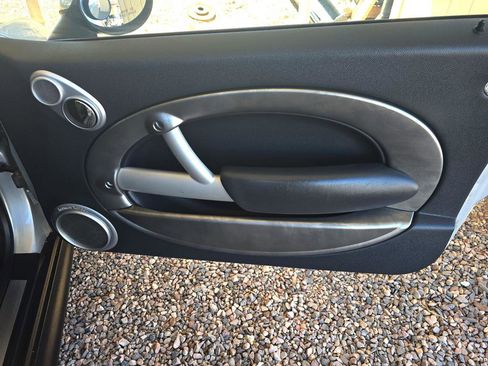 Used 2005 MINI Cooper S image 25