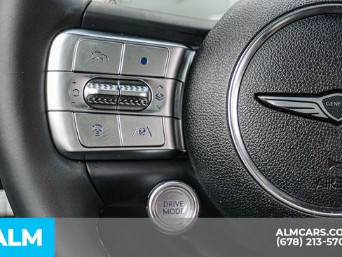 Used 2025 Genesis GV60 RWD image 29