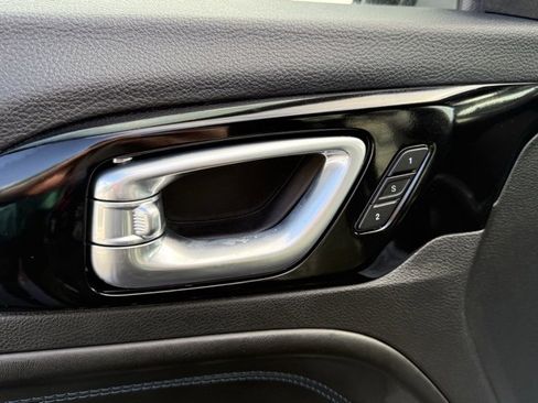 New 2025 Jeep Compass Limited w/ High Altitude Package image 12