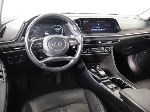 Used 2021 Hyundai Sonata Limited image 2