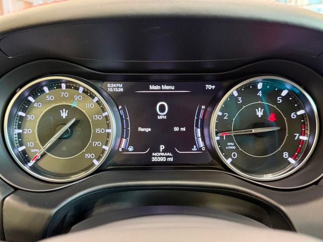 Used 2021 Maserati Ghibli S Q4 AWD/4WD image 27