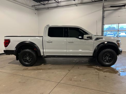 Used 2024 Ford F150 Raptor AWD/4WD image 2