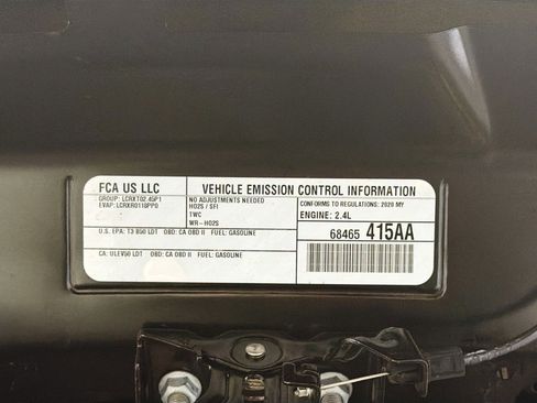 Used 2020 Jeep Cherokee Latitude Plus FWD image 17