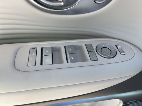 New 2026 Hyundai Ioniq 9 Limited image 44