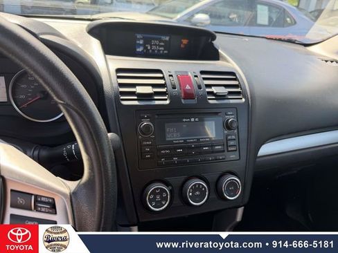 Used 2015 Subaru Forester 2.5i Premium w/ All-Weather Package AWD/4WD image 17