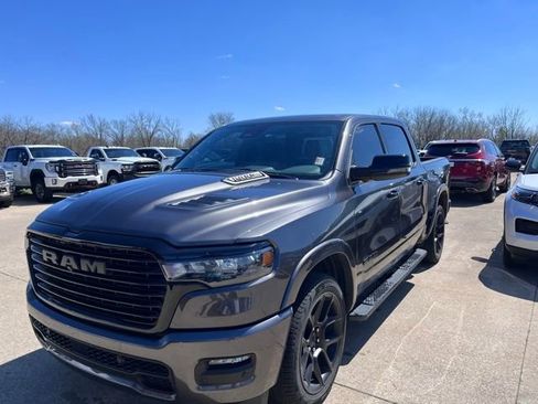 Used 2025 RAM 1500 Laramie w/ Night Edition AWD/4WD image 3