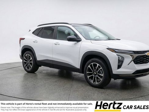 Used 2025 Chevrolet TrailBlazer LT image 1