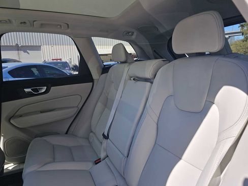New 2026 Volvo XC60 T8 Ultra w/ Climate Package AWD/4WD image 18