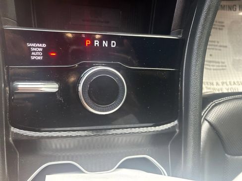 Used 2024 Jeep Grand Cherokee L Limited w/ Luxury Tech Group II AWD/4WD image 12