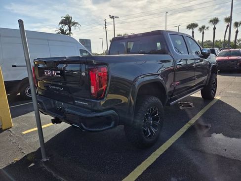 Used 2022 GMC Sierra 1500 Denali w/ Denali Reserve Package AWD/4WD image 5