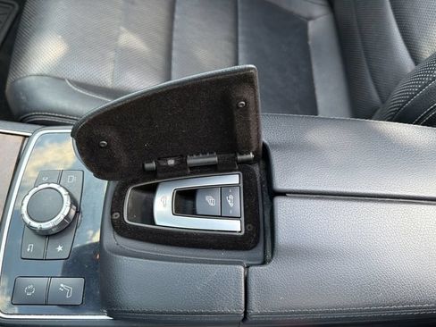 Used 2016 Mercedes-Benz E 400 Cabriolet image 35