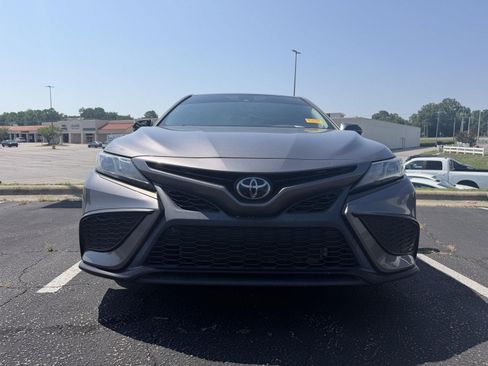 Used 2023 Toyota Camry SE FWD image 10