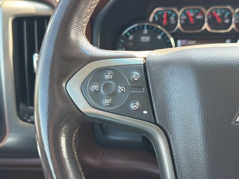 Used 2018 Chevrolet Silverado 1500 High Country AWD/4WD image 16