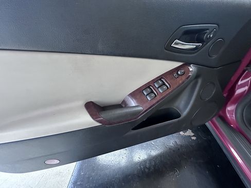 Used 2007 Pontiac G6 GT w/ Premium Package FWD image 23