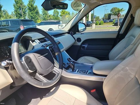 Used 2019 Land Rover Range Rover Sport HSE AWD/4WD image 12