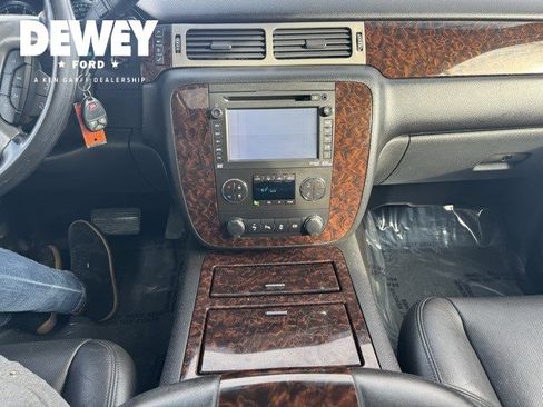 Used 2013 GMC Sierra 2500 Denali w/ Suspension Package, Off-Road image 18