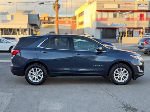 Used 2018 Chevrolet Equinox LT image 16