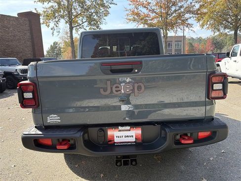 New 2026 Jeep Gladiator Rubicon w/ Steel Bumper Group image 6