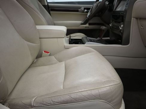 Used 2015 Lexus GX 460 w/ Premium Package AWD/4WD image 25