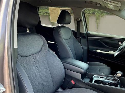 Used 2019 Hyundai Santa Fe SE AWD/4WD image 29