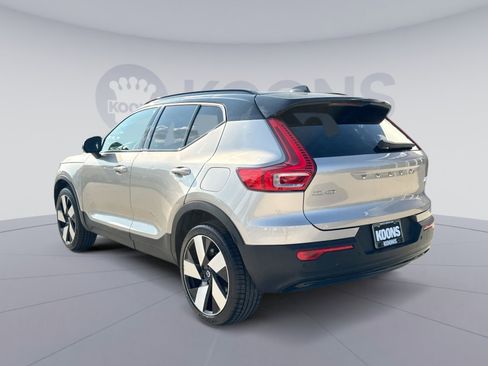 Used 2023 Volvo XC40 Recharge Ultimate AWD/4WD image 4