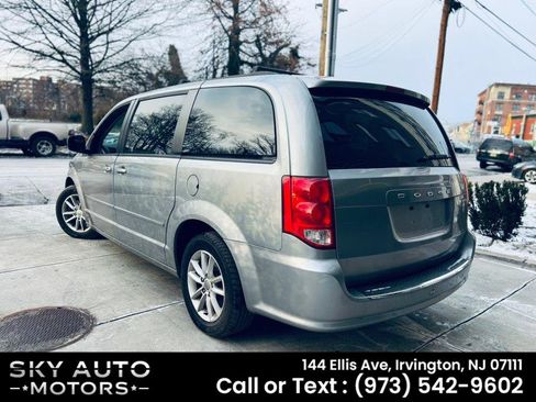 Used 2014 Dodge Grand Caravan SXT image 6