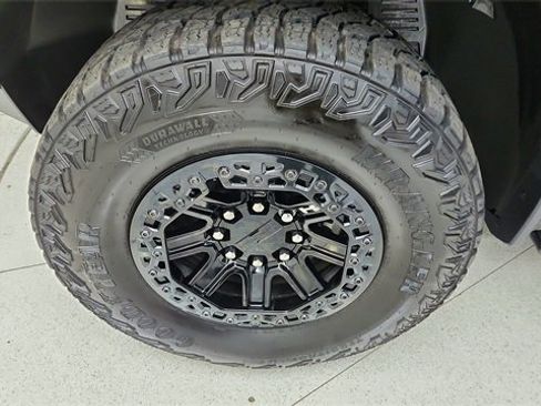 Used 2024 GMC Hummer EV 3X w/ Omega Edition image 60