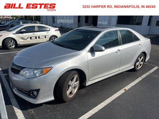 Used 2014 Toyota Camry SE image 1