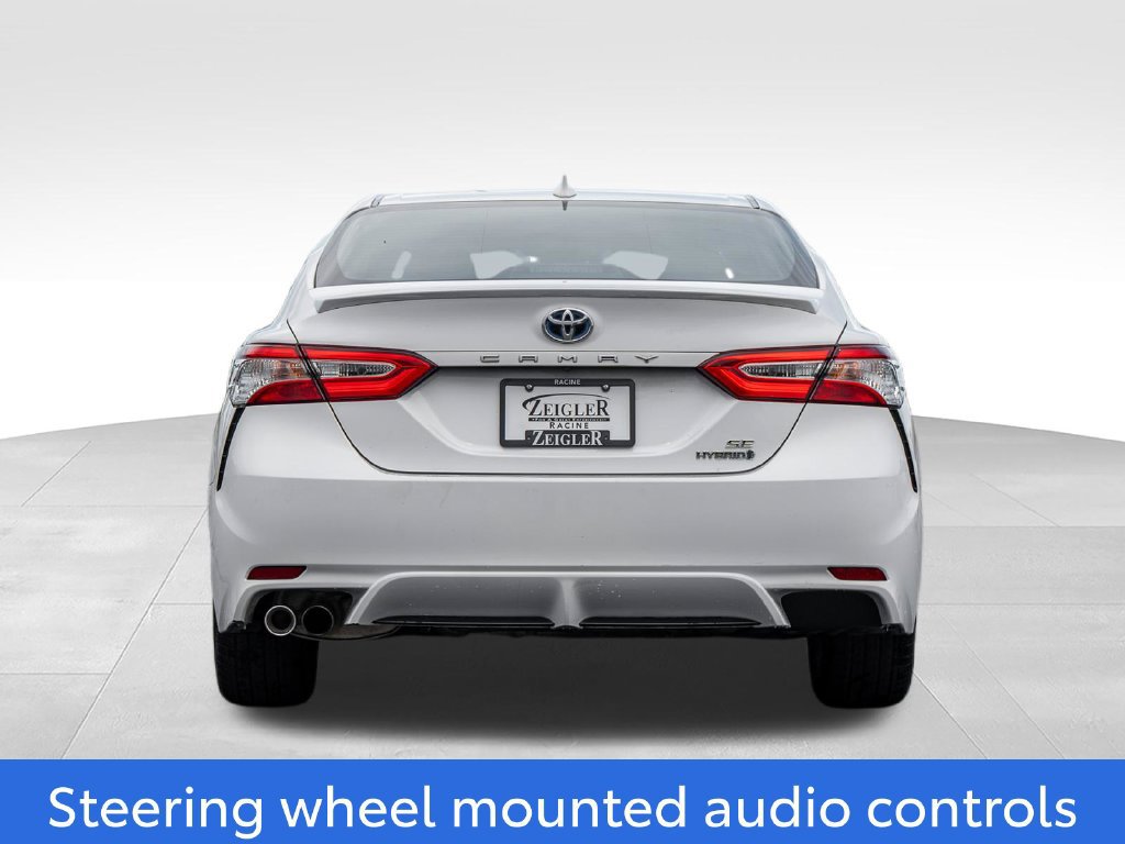 Used 2020 Toyota Camry SE FWD image 6