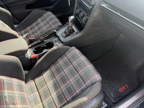 Used 2016 Volkswagen GTI S image 27