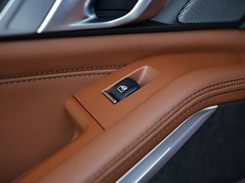 New 2026 BMW X5 xDrive40i w/ M Sport Package image 24