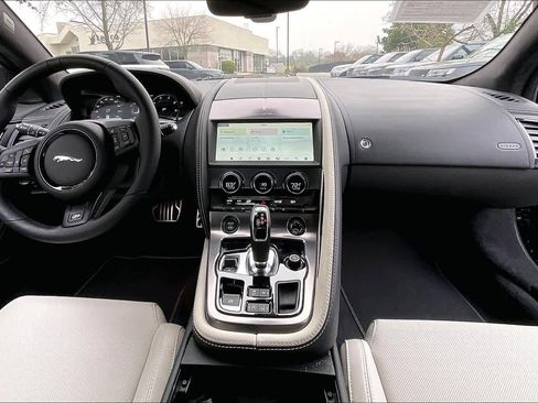 Used 2024 Jaguar F-TYPE R image 18