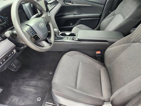 Used 2026 Toyota Camry LE w/ Convenience Package FWD image 4