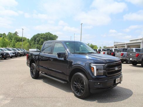 New 2026 Ford F150 Lariat w/ Equipment Group 501A Mid AWD/4WD image 24
