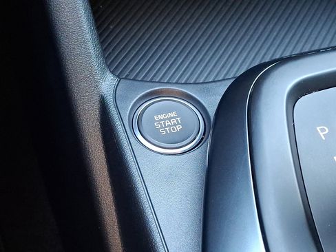 Used 2025 Kia K4 LXS image 22