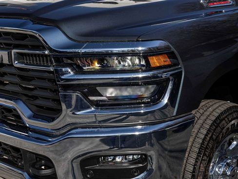 New 2025 RAM 2500 Tradesman image 34