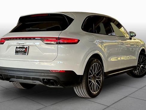 Used 2022 Porsche Cayenne E-Hybrid AWD/4WD image 22