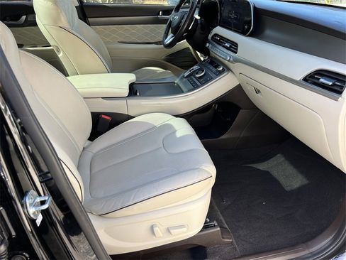 Used 2020 Hyundai Palisade Limited image 11