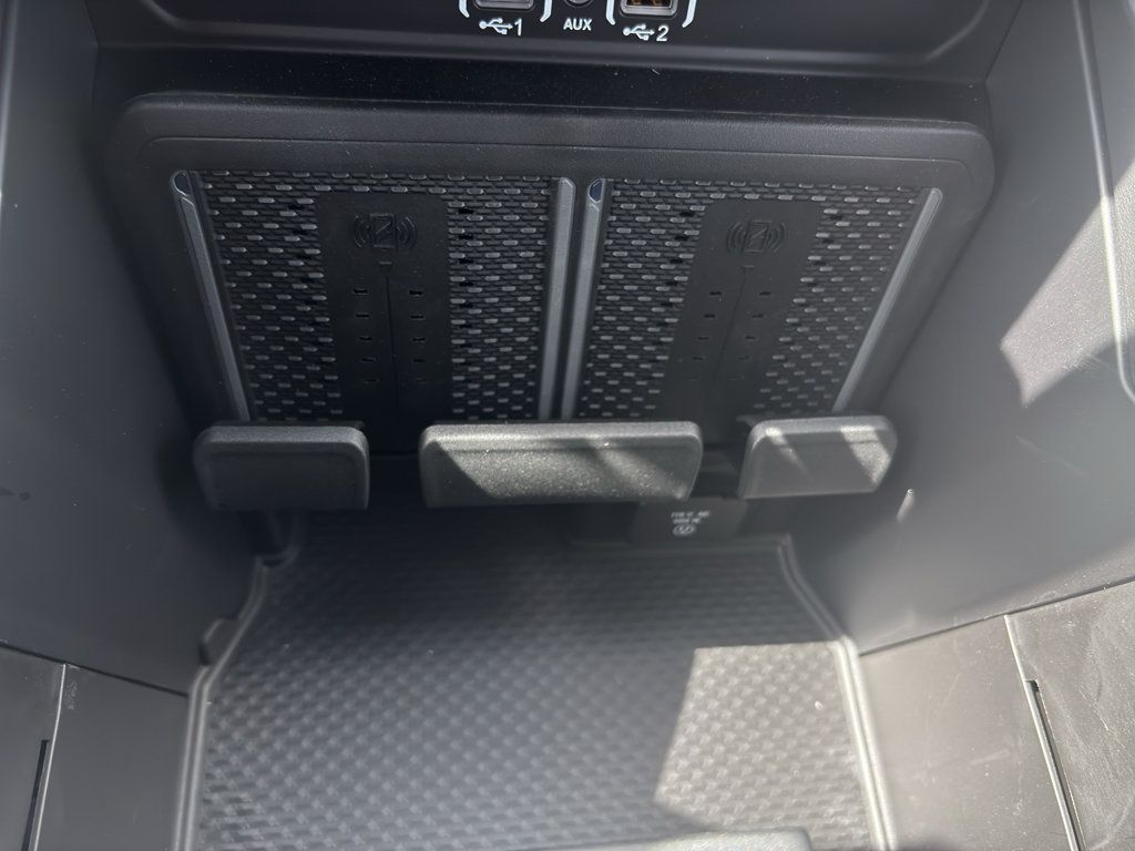 New 2026 RAM 2500 Laramie AWD/4WD image 26