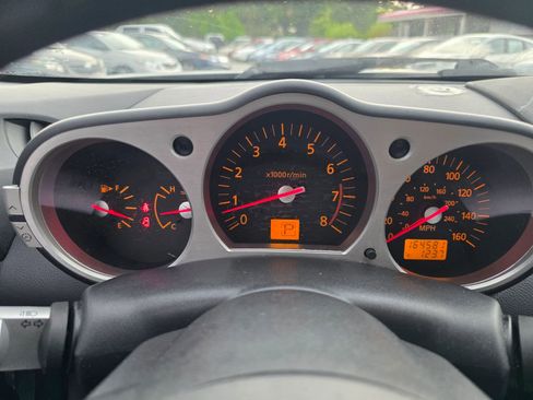 Used 2004 Nissan 350Z Touring image 22