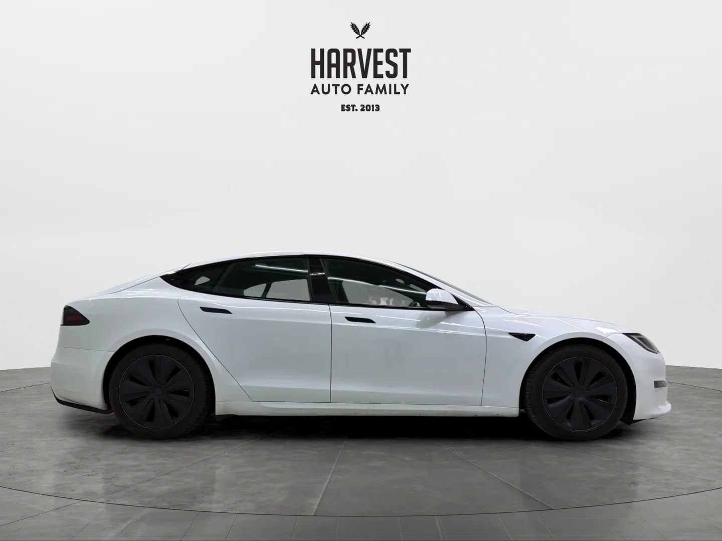 Used 2023 Tesla Model S Standard Range AWD/4WD image 8
