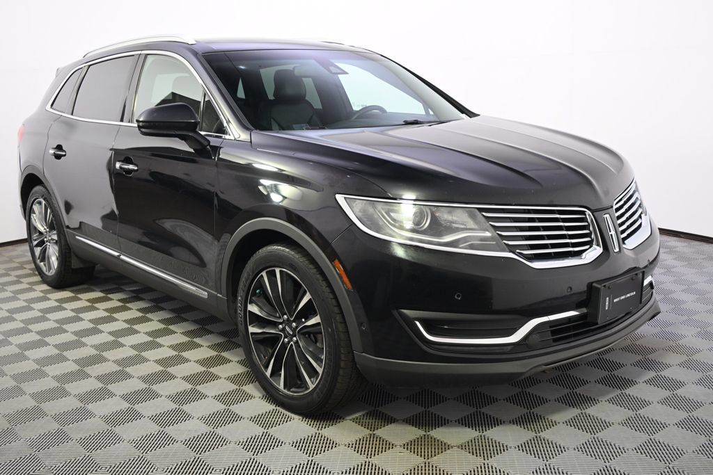 Used 2016 Lincoln MKX Reserve w/ Technology Package AWD/4WD image 8