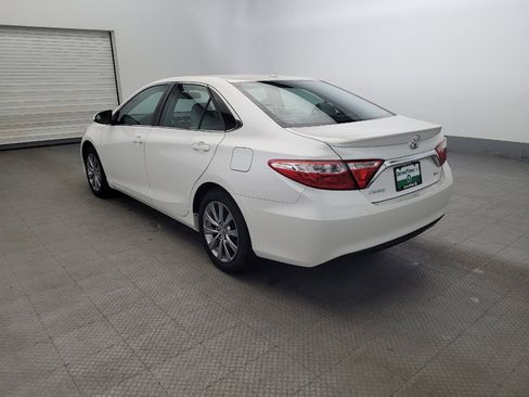 Used 2016 Toyota Camry XLE image 5