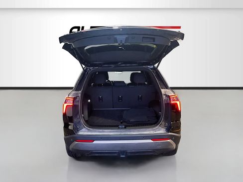 Used 2025 Chevrolet Equinox LT w/ Safety and Technology Package FWD image 24