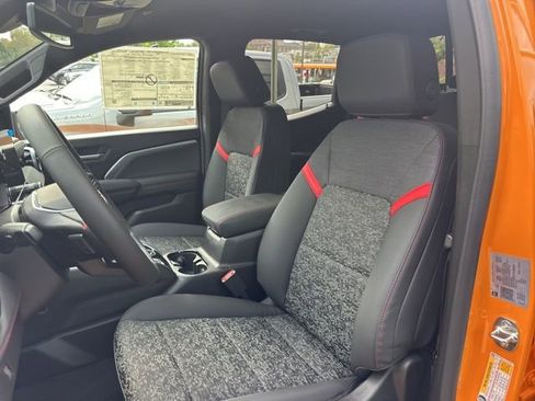 New 2026 Chevrolet Colorado Z71 w/ Technology Package image 7