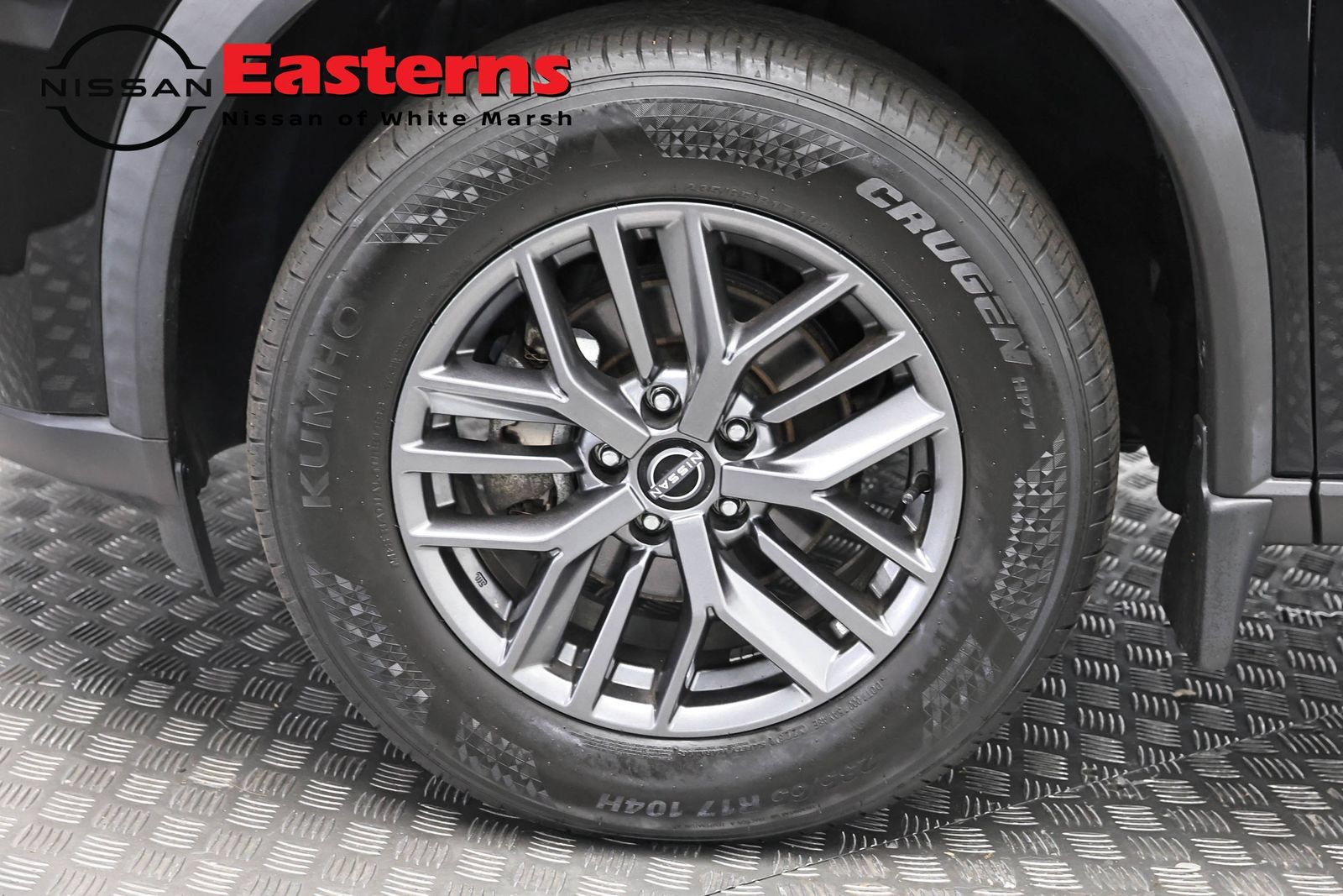 Used 2023 Nissan Rogue S AWD/4WD image 32