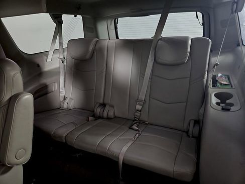 Used 2018 Cadillac Escalade ESV Premium Luxury AWD/4WD image 10