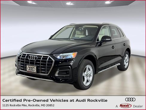 Used 2023 Audi Q5 2.0T Premium w/ Convenience Package AWD/4WD image 1